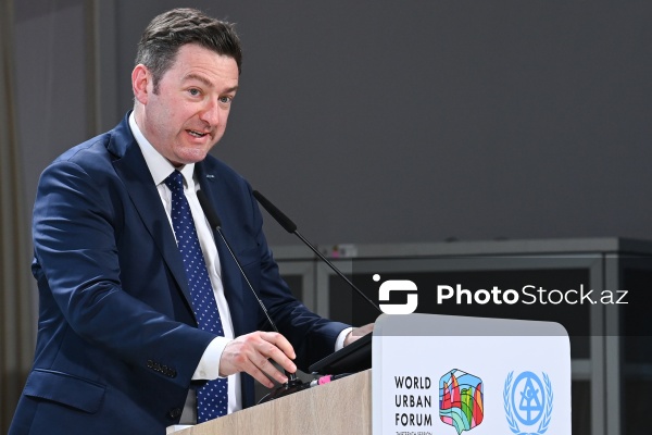 Qay Şoun - "Bağlantının mərkəzində şəhərlər: şəhər yenidənqurması və regional əməkdaşlıq" mövzusunda tədbirdə