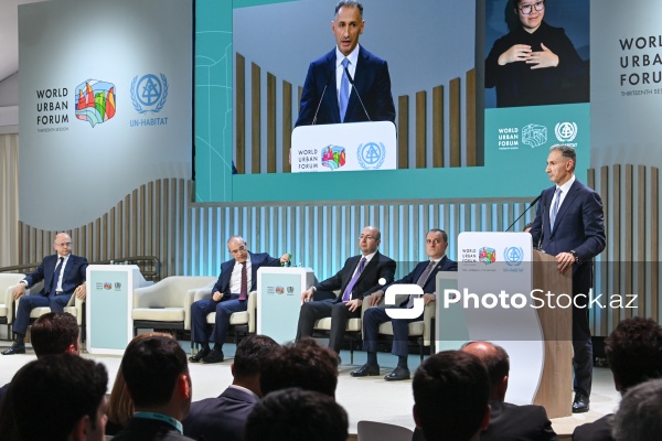 WUF13 çərçivəsində keçirilən "Bağlantının mərkəzində şəhərlər: şəhər yenidənqurması və regional əməkdaşlıq" mövzusunda tədbir