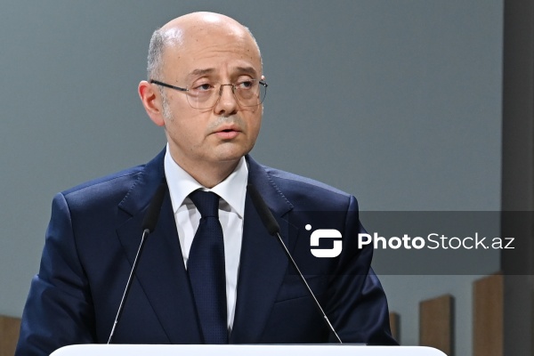 Pərviz Şahbazov - "Bağlantının mərkəzində şəhərlər: şəhər yenidənqurması və regional əməkdaşlıq" mövzusunda tədbirdə