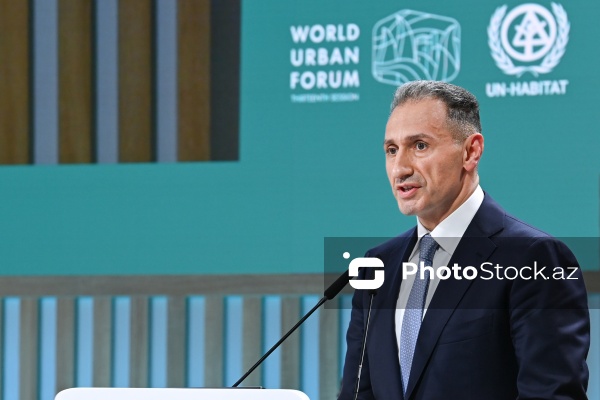 Rəşad Nəbiyev - "Bağlantının mərkəzində şəhərlər: şəhər yenidənqurması və regional əməkdaşlıq" mövzusunda tədbirdə