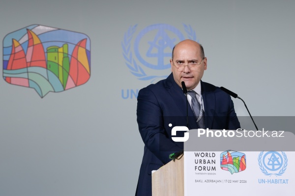 WUF13 çərçivəsində keçirilən "Böhranların bərpası və yenidənqurulmasının mərkəzində mənzil təminatı" adlı sessiya
