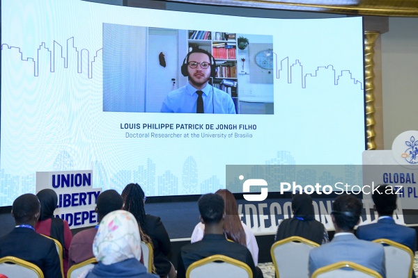 Luis Filip Patrik De Yonq Filho - "Dekolonizasiya prosesində gənclərin şəhərsalmada rolu" adlı beynəlxalq konfransda