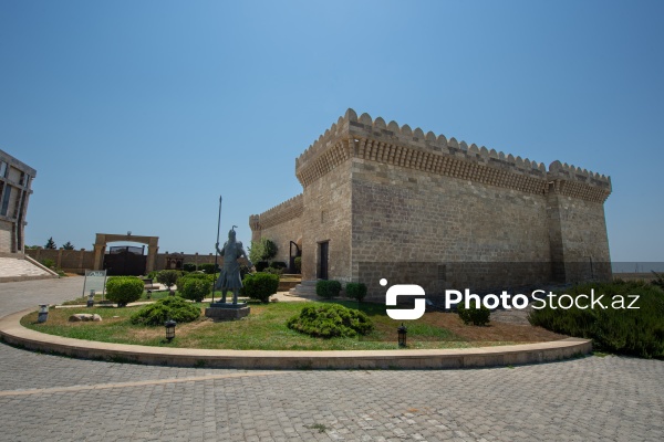 X-XIV əsrlərə aid qədim Qala qəsri