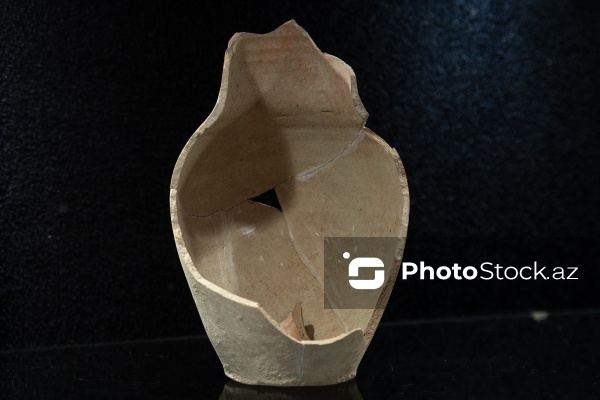 X-XIV əsrlərə aid qədim Qala qəsri