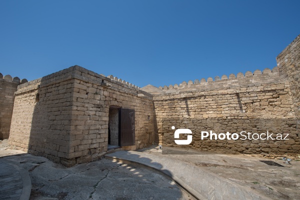 X-XIV əsrlərə aid qədim Qala qəsri