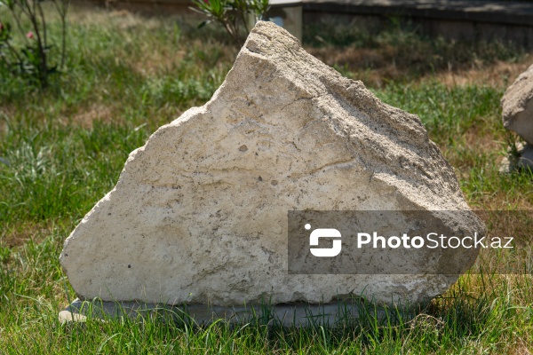 X-XIV əsrlərə aid qədim Qala qəsri