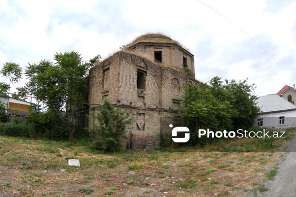 Xaçmaz rayonunda yerləşən XIX əsrə aid olan Alban kilsəsi