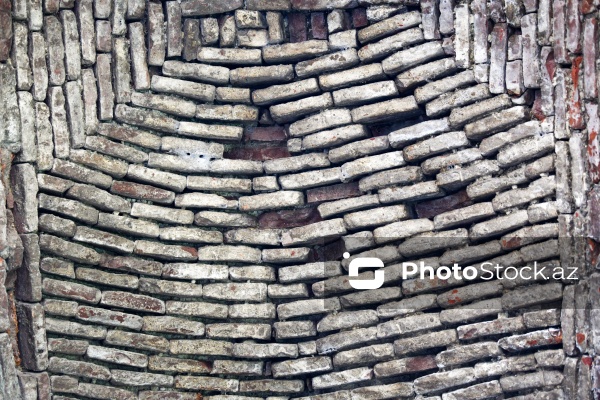 Xaçmaz rayonunda yerləşən XIX əsrə aid olan Alban kilsəsi