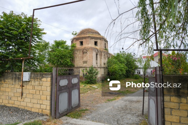 Xaçmaz rayonunda yerləşən XIX əsrə aid olan Alban kilsəsi