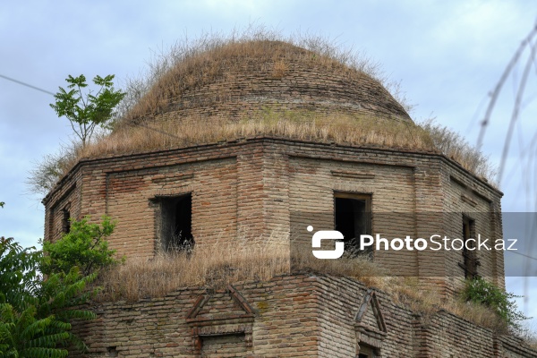 Xaçmaz rayonunda yerləşən XIX əsrə aid olan Alban kilsəsi