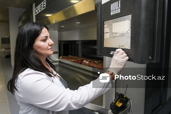 Azərbaycan Milli Xalça Muzeyinin pərdə arxası