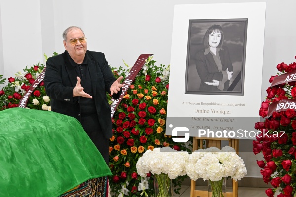 Cəmil Quliyev - Əminə Yusifqızı ilə keçirilən vida mərasimində