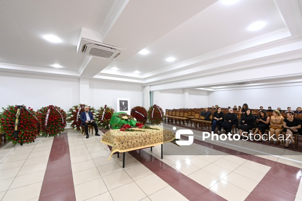 Xalq artisti Əminə Yusifqızı ilə keçirilən vida mərasimi