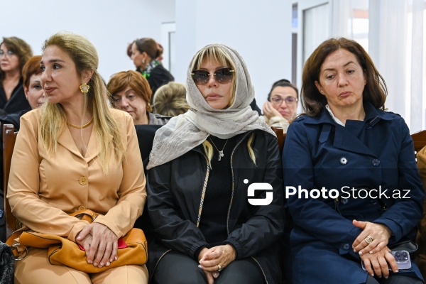 Xalq artisti Əminə Yusifqızı ilə keçirilən vida mərasimi