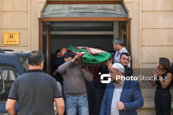 Xalq artisti Əminə Yusifqızı ilə keçirilən vida mərasimi