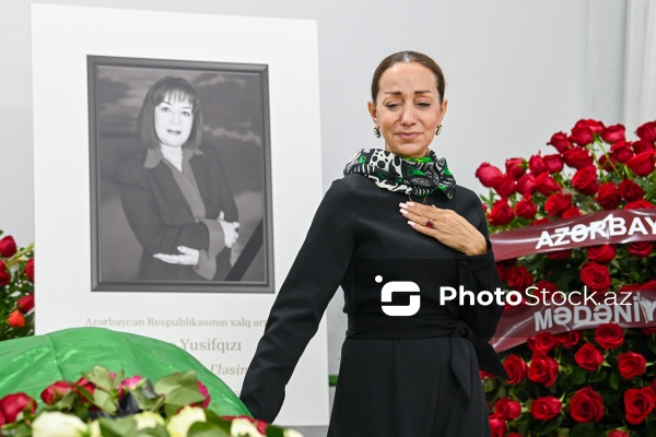 Təranə Muradova - Əminə Yusifqızı ilə keçirilən vida mərasimində