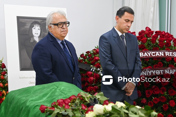 Xalq artisti Əminə Yusifqızı ilə keçirilən vida mərasimi