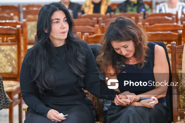 Xalq artisti Əminə Yusifqızı ilə keçirilən vida mərasimi