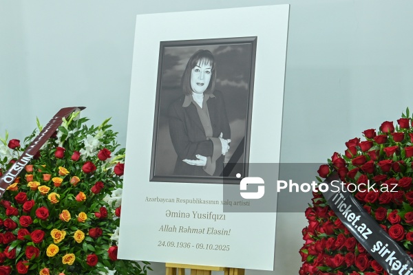 Xalq artisti Əminə Yusifqızı ilə keçirilən vida mərasimi