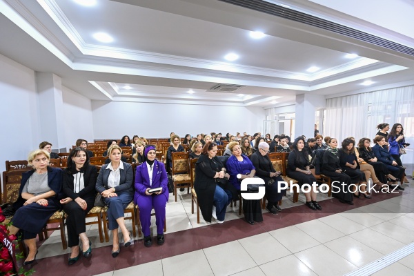 Xalq artisti Əminə Yusifqızı ilə keçirilən vida mərasimi