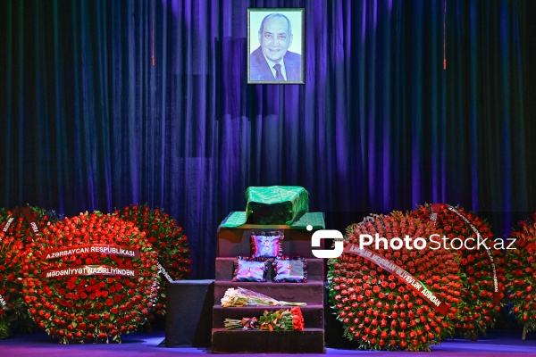 Xalq artisti Rasim Balayevin dəfn mərasimi