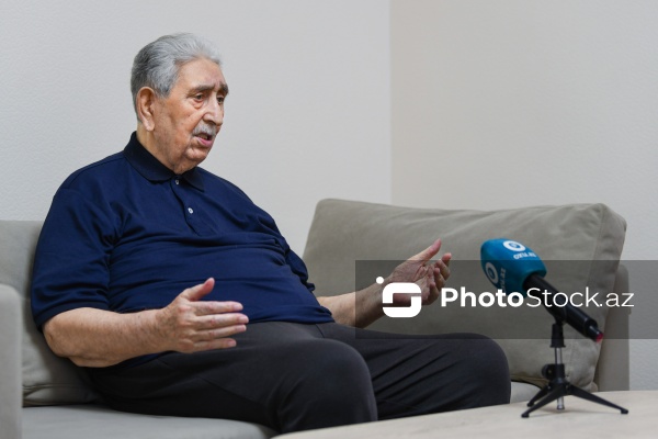 Xalq artisti, xanəndə Arif Babayev