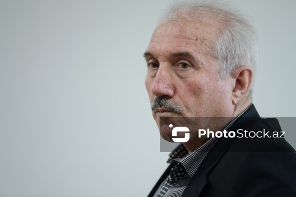 Xalq tərəfindən "Sehrbaz Tofiq əmi" kimi tanınan Tofiq İsgəndərli