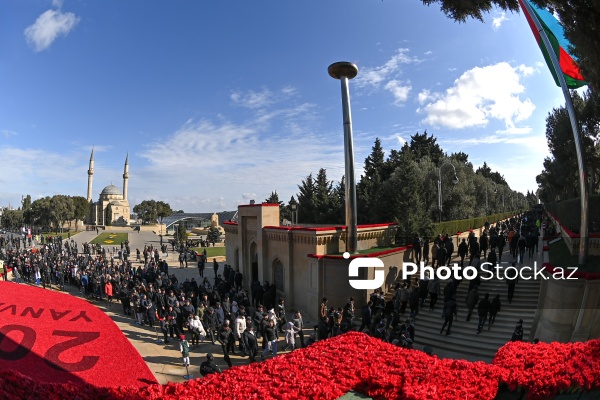 Xalqımız 20 Yanvar şəhidlərinin xatirəsini ehtiramla yad edir