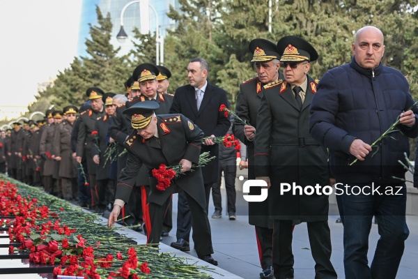 Xalqımız 20 Yanvar şəhidlərinin xatirəsini ehtiramla yad edir