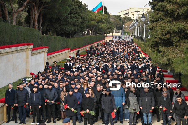 Xalqımız 20 Yanvar şəhidlərinin xatirəsini ehtiramla yad edir