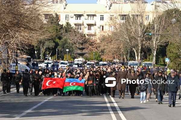 Xalqımız 20 Yanvar şəhidlərinin xatirəsini ehtiramla yad edir