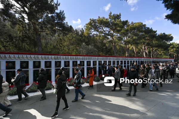 Xalqımız 20 Yanvar şəhidlərinin xatirəsini ehtiramla yad edir