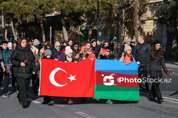 Xalqımız 20 Yanvar şəhidlərinin xatirəsini ehtiramla yad edir