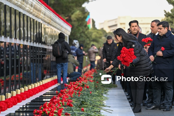 Xalqımız 20 Yanvar şəhidlərinin xatirəsini ehtiramla yad edir