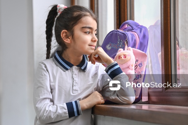 Xankəndi şəhərində yerləşən Nizami Gəncəvi adına 4 nömrəli tam orta məktəb