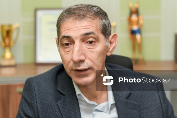 Xaricdə təhsil üzrə ekspert, jurnalist Rizvan Qənbərli