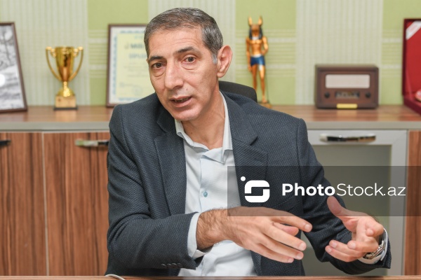 Xaricdə təhsil üzrə ekspert, jurnalist Rizvan Qənbərli