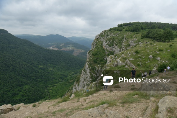 Xarici diplomatlar Cıdır düzündə olublar