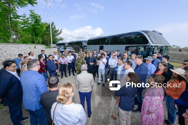 Xarici diplomatlar Şuşada Üzeyir Hacıbəyovun ev-muzeyində olublar