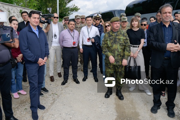 Xarici diplomatlar Şuşada Üzeyir Hacıbəyovun ev-muzeyində olublar