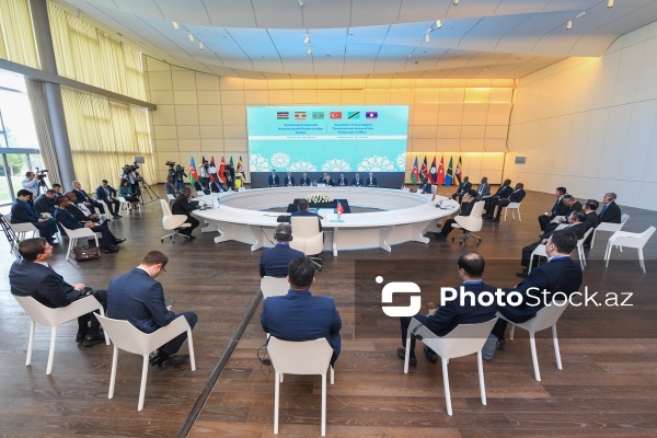 Xarici ölkələrin baş prokurorlarının Bakı konfransı