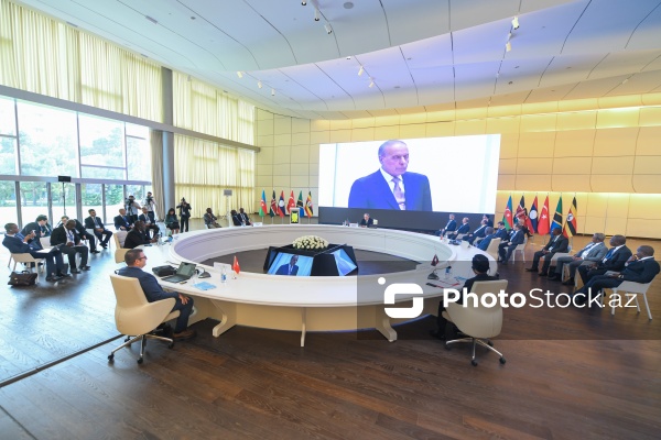 Xarici ölkələrin baş prokurorlarının Bakı konfransı