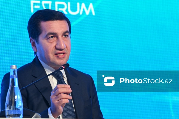 Hikmət Hacıyev - XIII Qlobal Bakı Forumunda