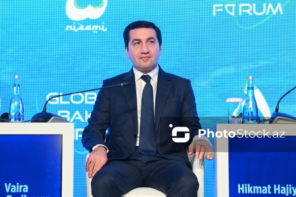 Hikmət Hacıyev - XIII Qlobal Bakı Forumunda