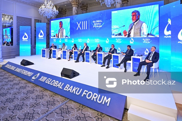 XIII Qlobal Bakı Forumunun ikinci günü