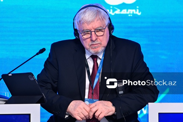 Jiri Rusnok - XIII Qlobal Bakı Forumunun ikinci günündə