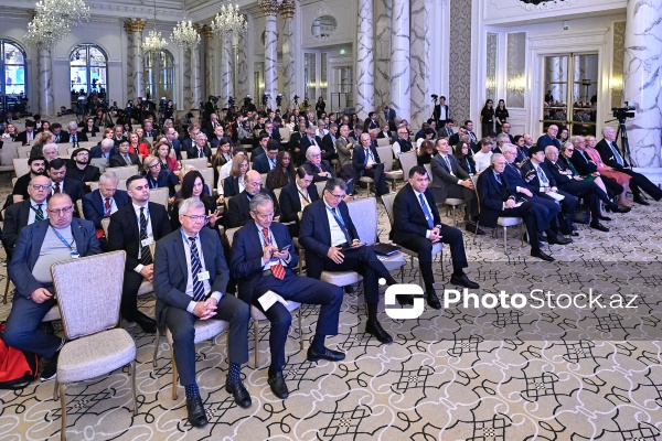 XIII Qlobal Bakı Forumunun ikinci günü