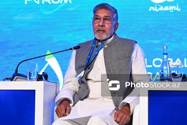 Kailaş Satyarti - XIII Qlobal Bakı Forumunun ikinci günündə