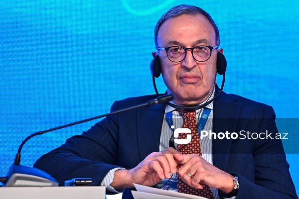 Petar Stoyanov - XIII Qlobal Bakı Forumunun ikinci günündə
