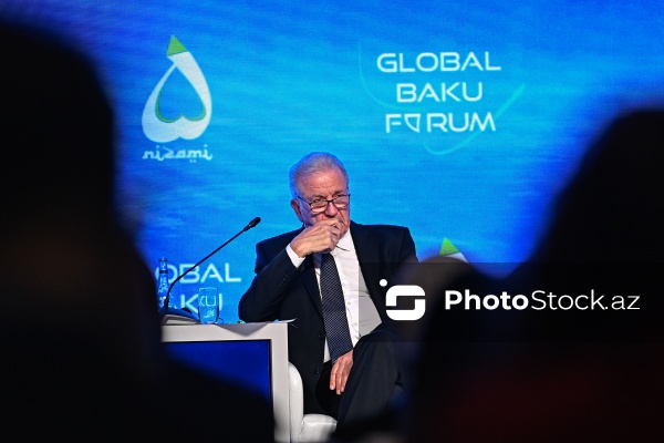 Dimitris Avramopulos - XIII Qlobal Bakı Forumunun ikinci günündə